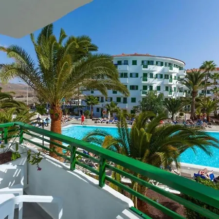 Apartment Deluxe Pool View With Halfboard A 400m From *